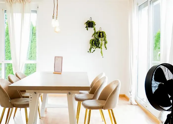 Апартаменты Modernes Wohnen In Geislingen